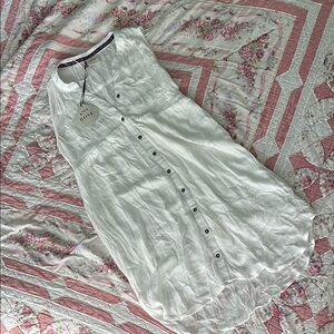 White Button-Down Sleeveless Dress